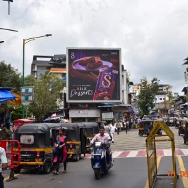 large-format-hoarding-ads