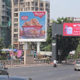 outdoor-billboard-branding